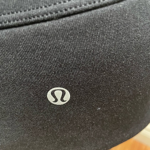 Lululemon Snug Sprinter 6 - Picture 4 of 5